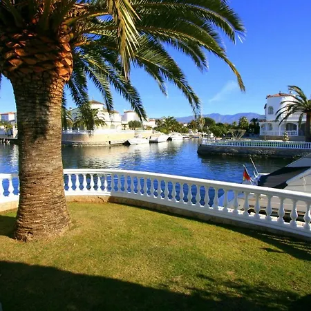 Villa Leon Inmo El Barco - 10147 Empuriabrava